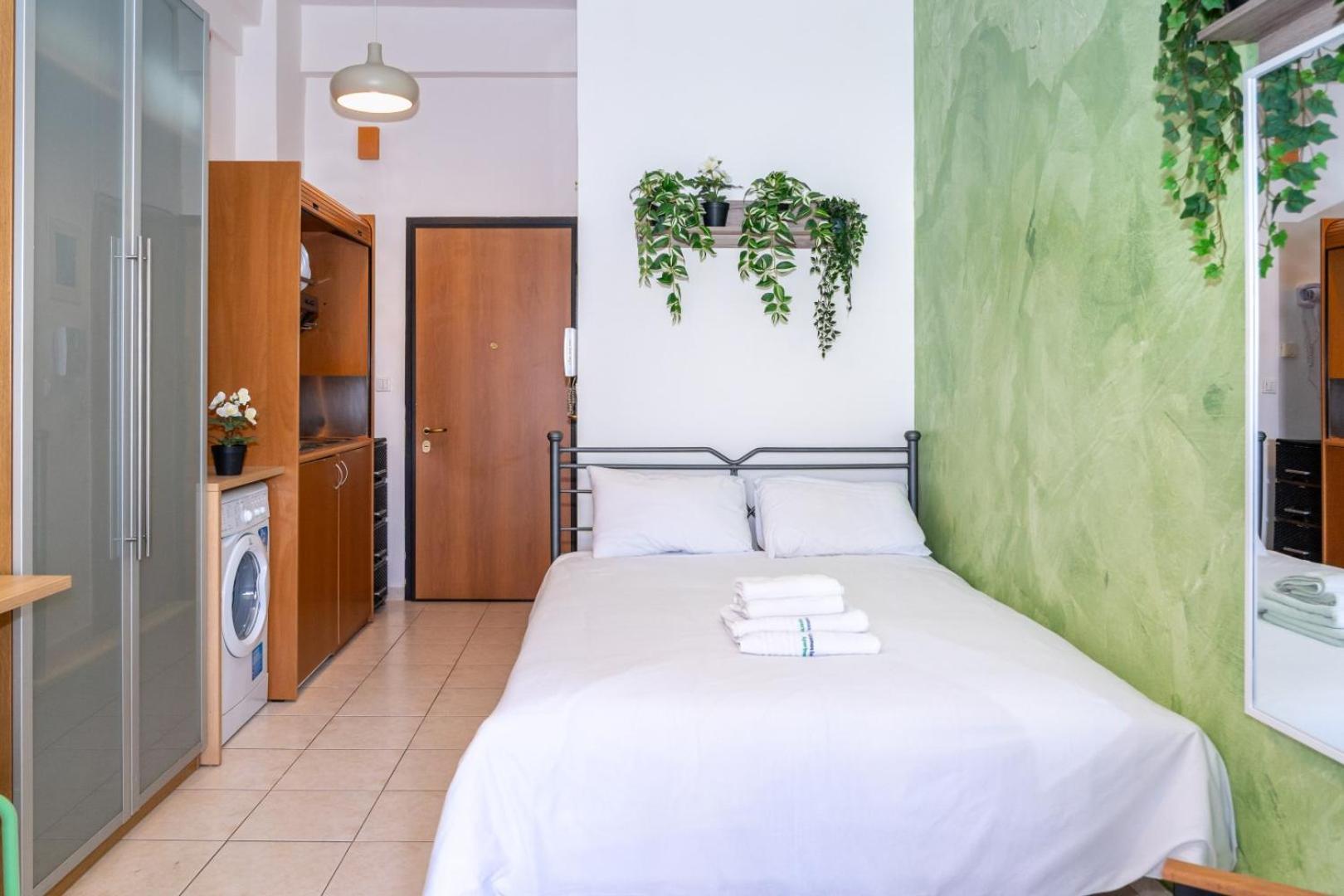 Kosmos Sercvice Apartment Beautiful Studio 2 With Additional Cost Parking Thessaloniki Exterior photo